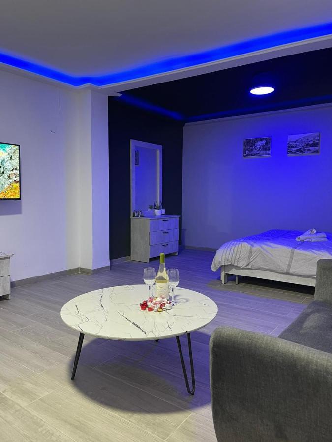 חדרי לייבל Label Rooms Blue & Red Tiberias Exterior photo